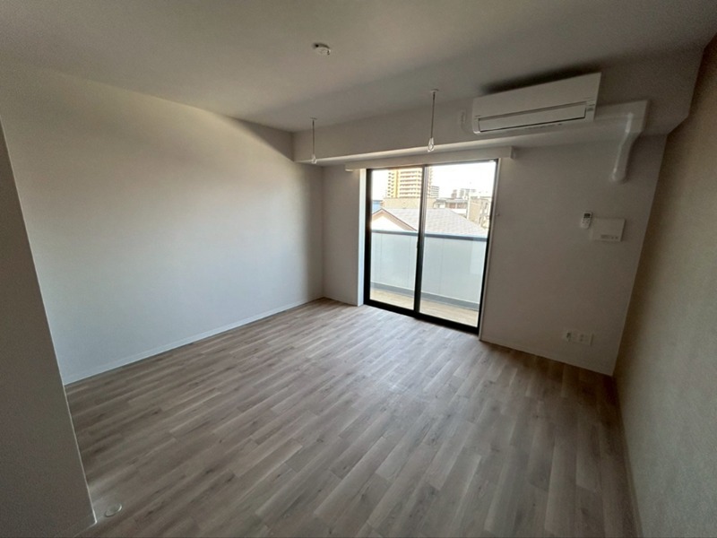 居室・リビング　別室参照