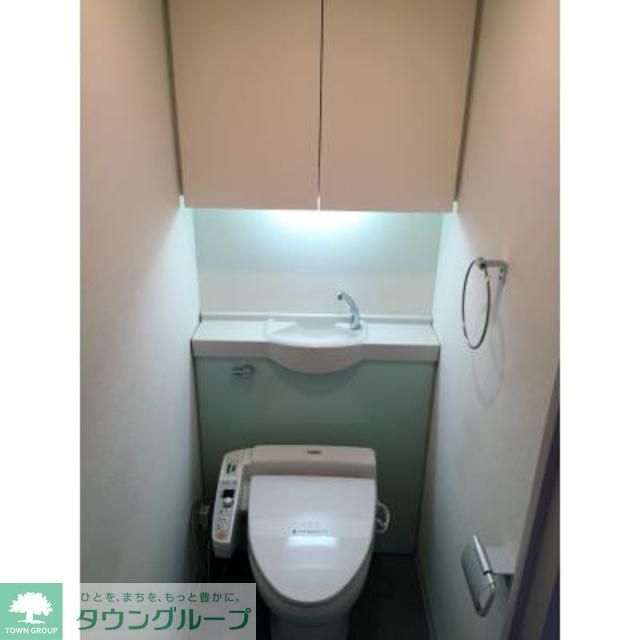 トイレ　※写真は同タイプ住戸です。