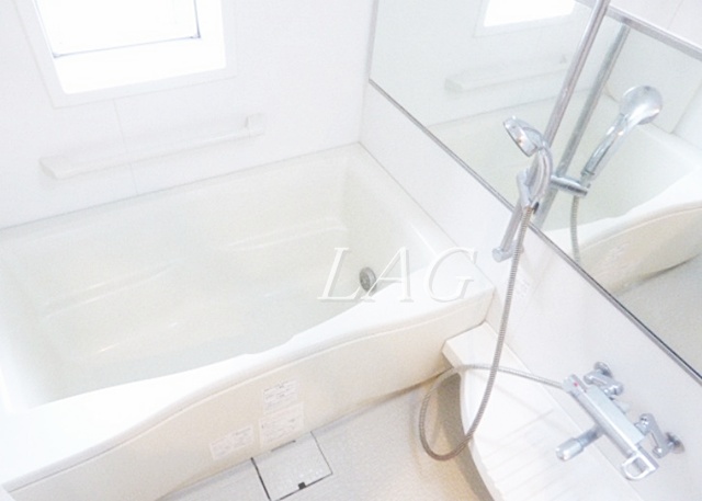 バス・シャワールーム　お風呂です。