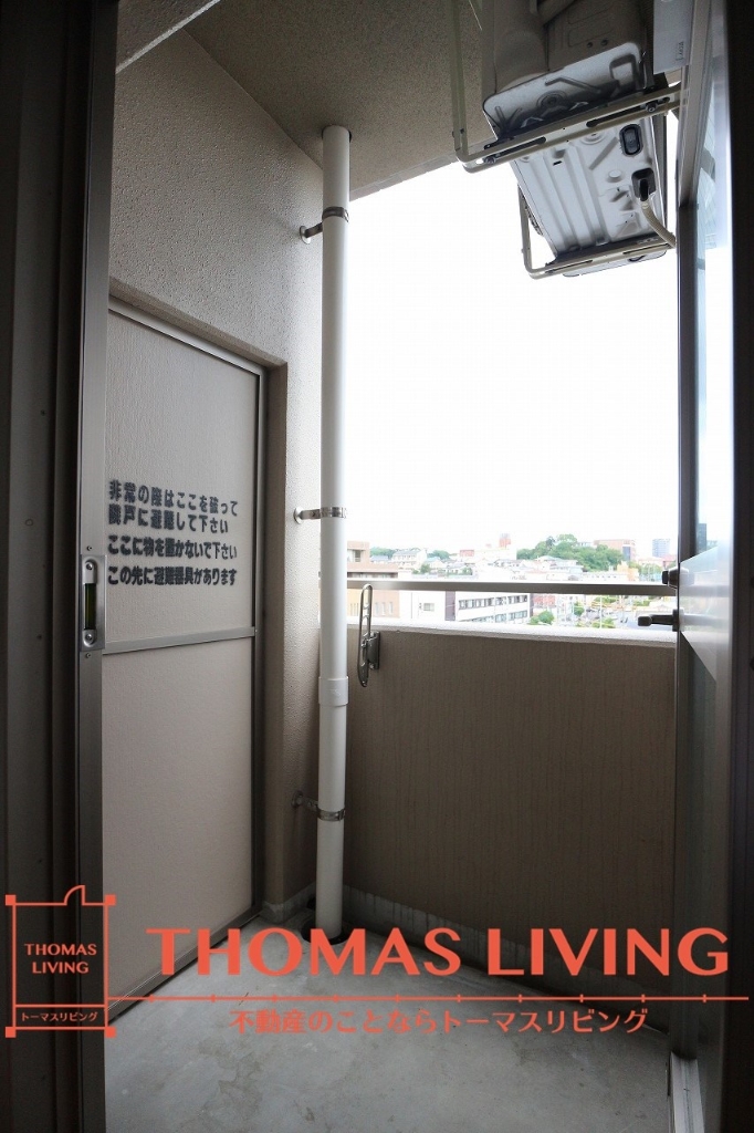 バルコニー　実際の写真を準備中の為、同じ建物の別室写真です。参考下さい。