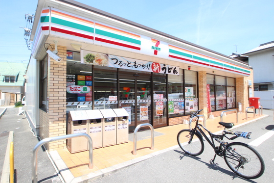 コンビニ　セブンイレブン広島川内店（コンビニ）まで346m