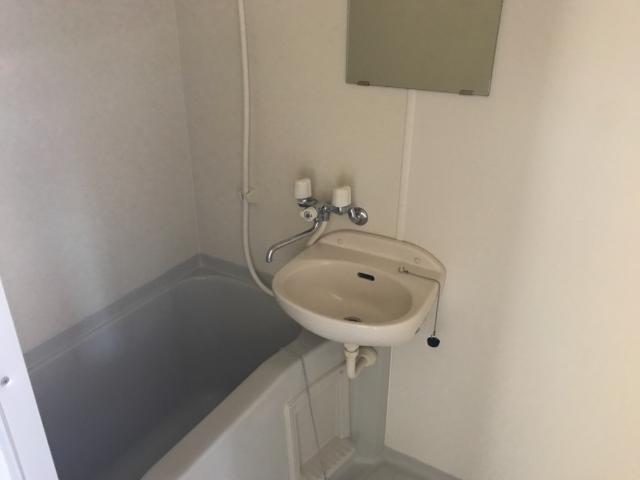 バス・シャワールーム　バス