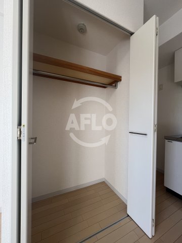 収納　レジュールアッシュ江坂　クローゼット