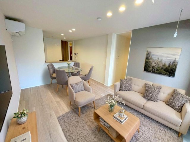 居室・リビング　家具配置のイメージ画像です※実際には家具は付きません