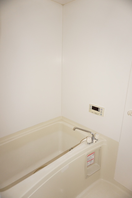 バス・シャワールーム　追焚給湯付きバスルーム