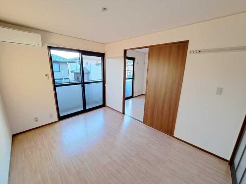 居室・リビング　図面と現状に相違がある場合には現状を優先