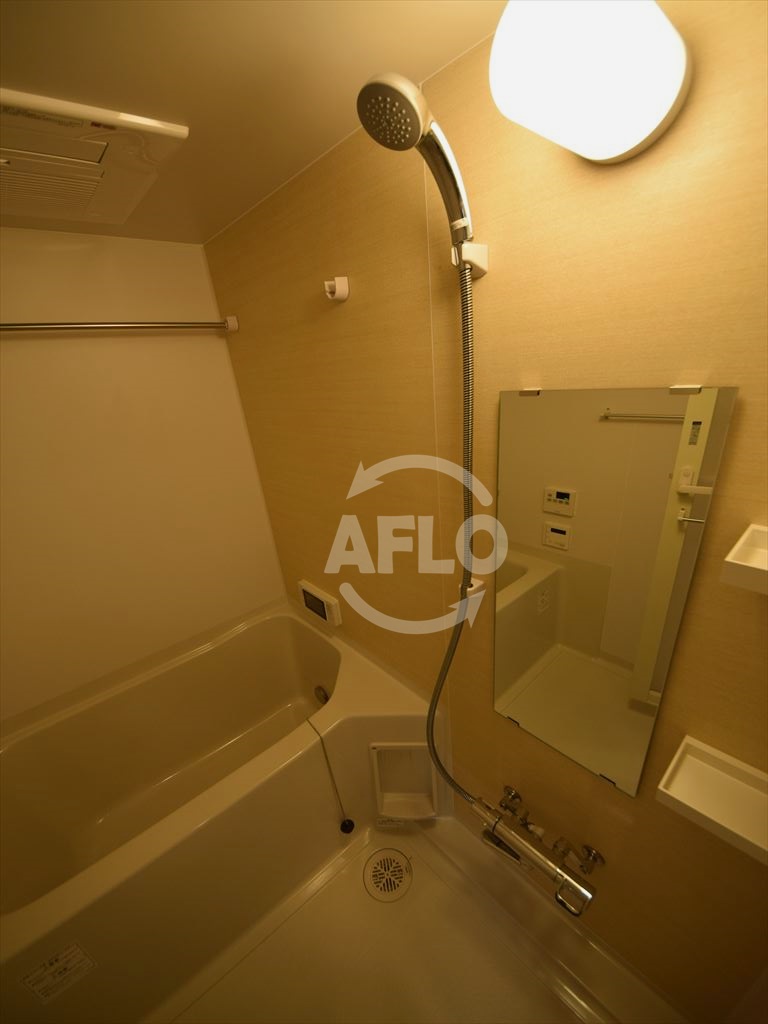 バス・シャワールーム　アーバネックス北堀江　浴室換気乾燥暖房機付バスルーム