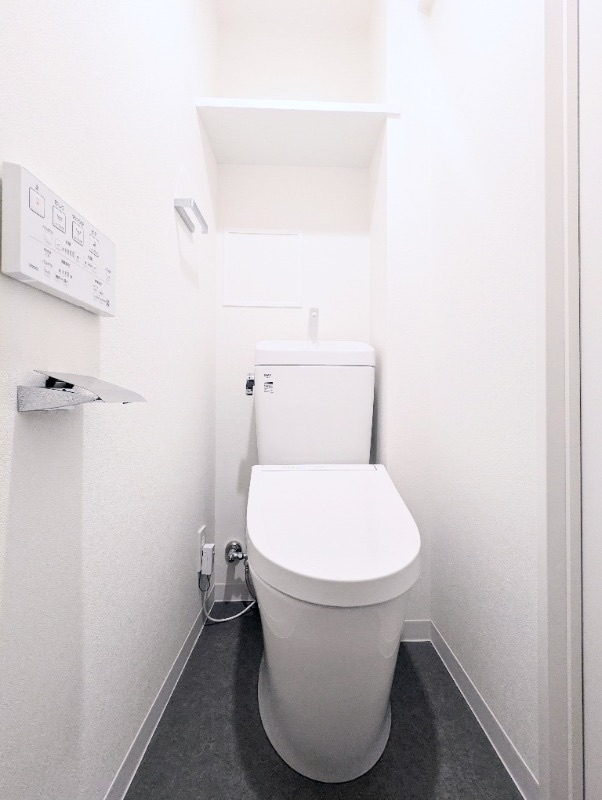 トイレ　トイレ