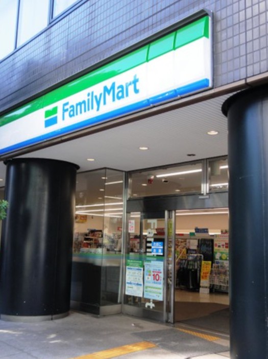 コンビニ　ファミリーマート 芝公園店（コンビニ）まで156m