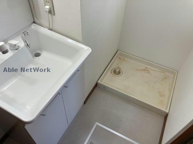 洗面設備　※同物件、別部屋の写真です