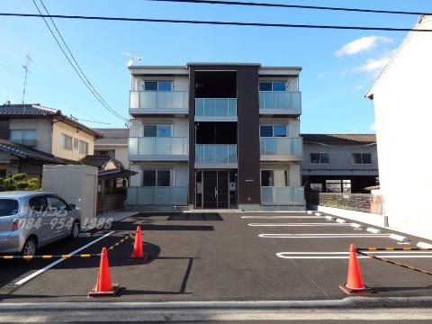 建物外観　外観写真（昼）