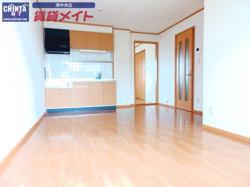 居室・リビング　別部屋参考写真です