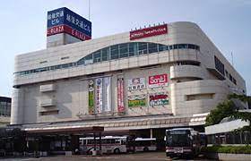 ショッピングセンター　E・PLAZA（ショッピングセンター）まで875m