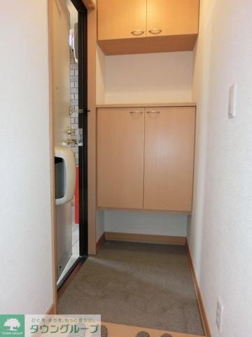 玄関　カウンタータイプのシューズＢＯＸ