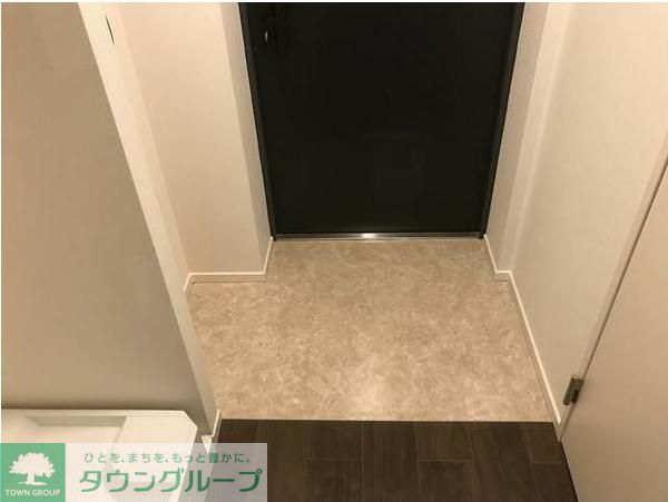 玄関　※別部屋参考写真