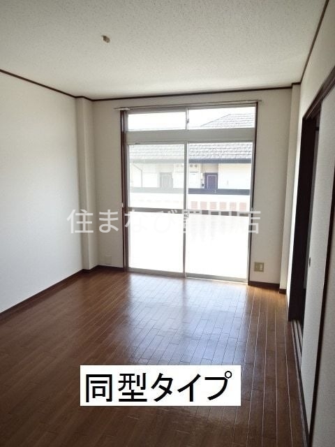 居室・リビング　同型タイプ