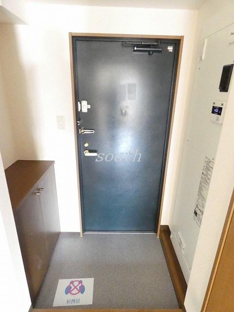 玄関　シューズＢＯＸつきの玄関♪