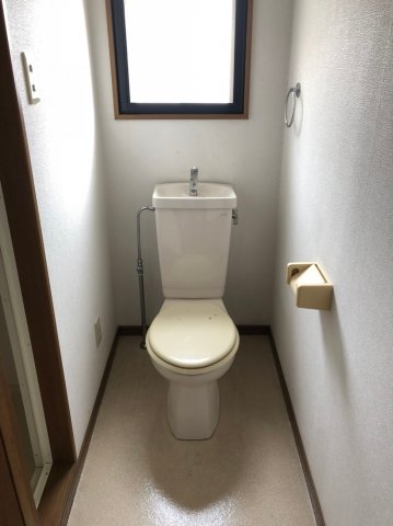 トイレ　シンプルで使いやすいトイレです