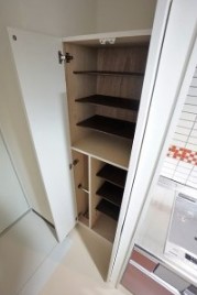 収納　別号室写真参照