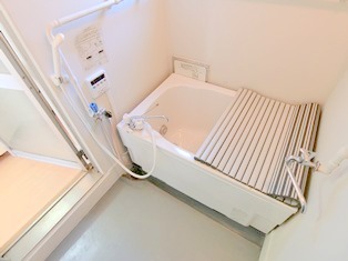 バス・シャワールーム　同タイプ内観です