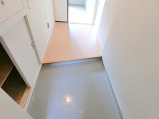 玄関　同タイプ内観です