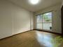 その他部屋・スペース　こちらのお部屋は光が差し込む、温かみのあるお部屋です。