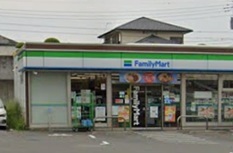 コンビニ　ファミリーマート港南台３丁目店（コンビニ）まで447m