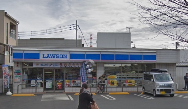 コンビニ　ローソン 東岩槻駅北口店（コンビニ）まで590m
