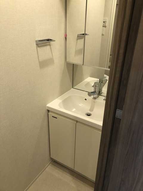 洗面設備　※写真は同タイプ住戸です。