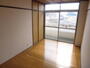 居室・リビング　※別部屋の写真です