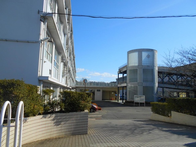 高校・高専　岐阜県立岐山高等学校（高校・高専）まで1082m