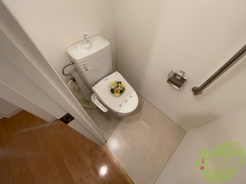 トイレ　トイレです。ウォシュレット付を探している方、おすすめです。