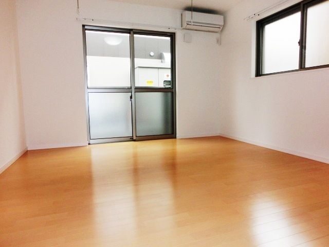 北総線 新鎌ケ谷駅 徒歩5分 2階建 築14年の内装写真
