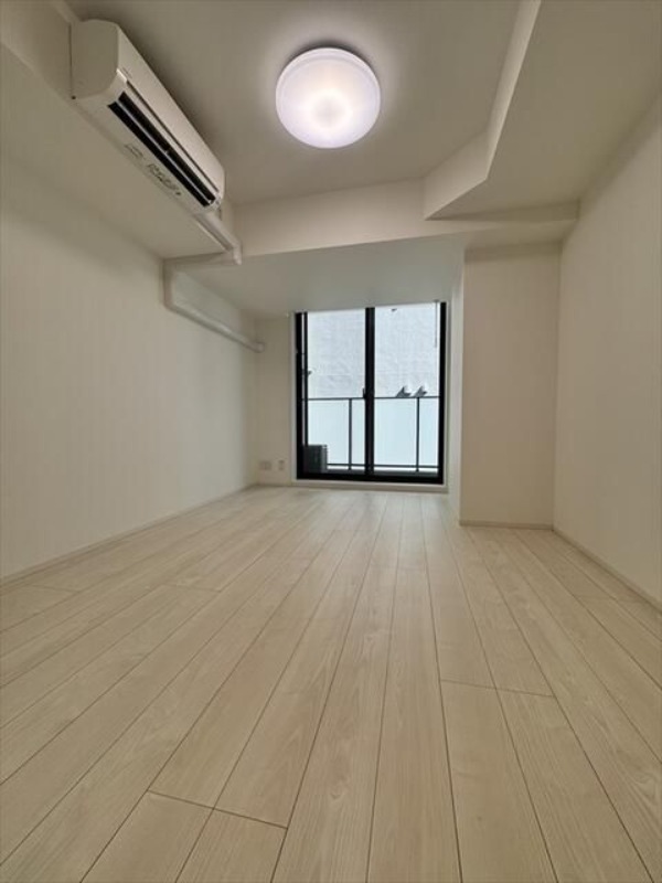 LEXE AZEST横濱関内の居間写真