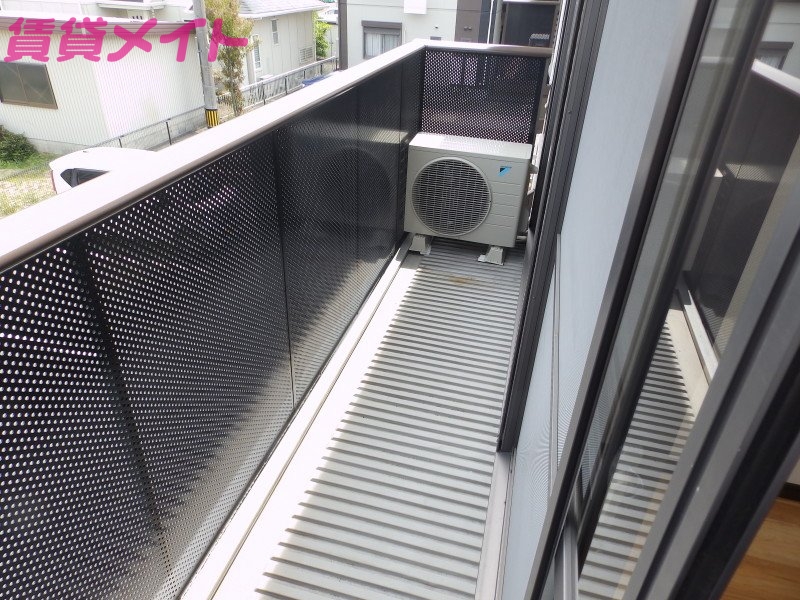 バルコニー　同物件別室参照