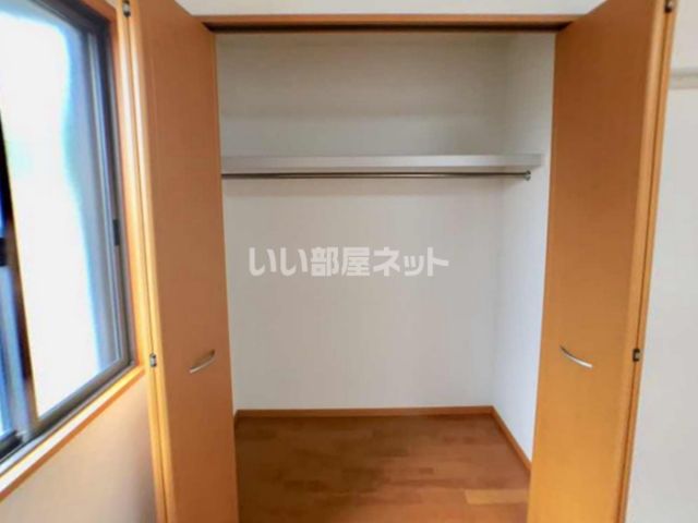 ＪＲ東海道本線 浜松駅 バス乗車時間：34分 最寄りバス停で下車 徒歩4分 2階建 築25年の内装写真