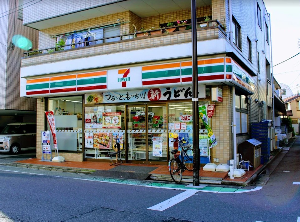 コンビニ　セブンイレブン渋谷笹塚店（コンビニ）まで77m