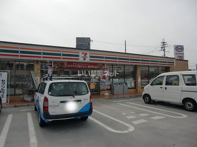 コンビニ　セブンイレブン 栗東中央店（コンビニ）まで726m