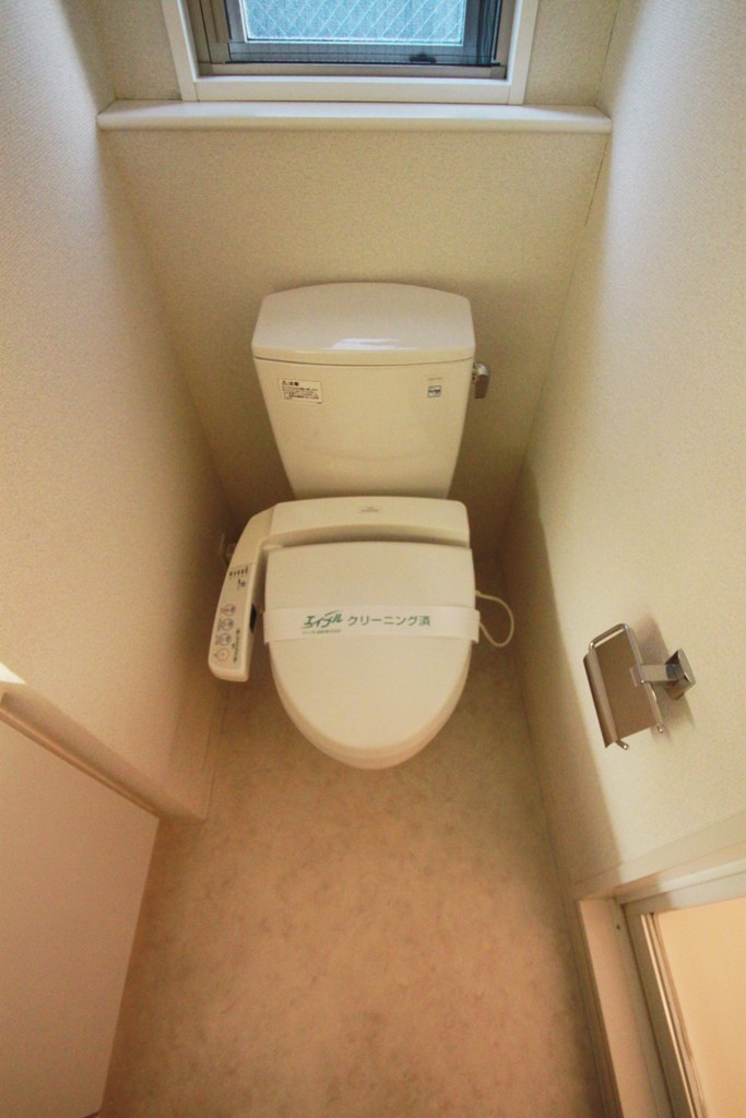 都営三田線 春日駅 徒歩4分 11階建 築23年のトイレ写真