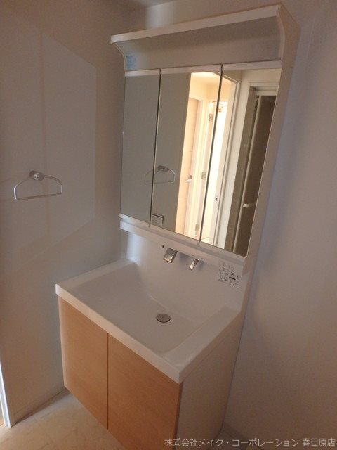 洗面設備　写真は同型タイプ