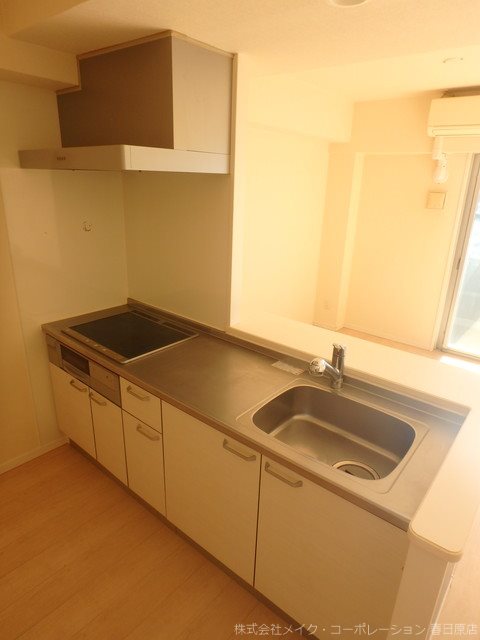 キッチン　写真は同型タイプ