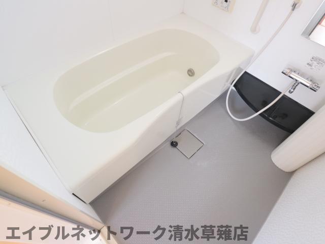 バス・シャワールーム　日々の疲れを癒すお風呂付です