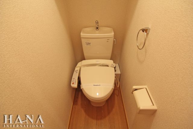 【練馬区土支田のマンションのトイレ】