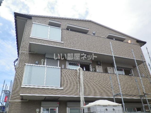 大阪府堺市西区上（アパート）の賃貸物件の外観