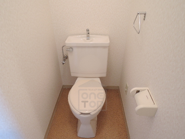 【茨木市春日のマンションのトイレ】