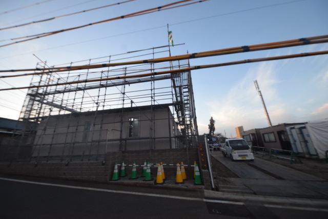 【多摩市和田のアパートの建物外観】