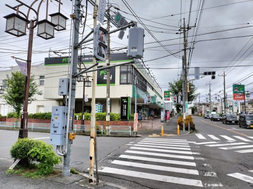 【狭山市中央のアパートのスーパー】