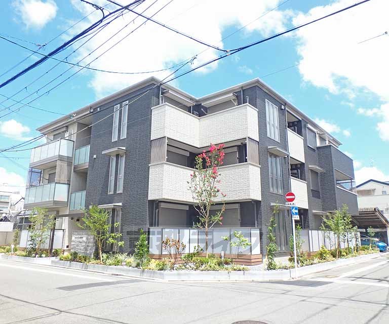 【シャーメゾン花屋町の建物外観】