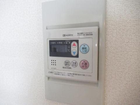 サンハイム杉林　その他設備　給湯パネル