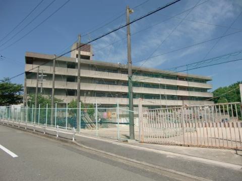 サンハイム杉林　吹田市立東山田小学校（その他　435m）